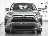 Toyota RAV4 LE 2024-1