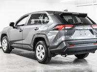 Toyota RAV4 LE 2024-3