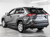 Toyota RAV4 LE 2025-3