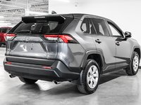 Toyota RAV4 LE 2025-5