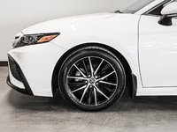 2023 Toyota Camry Hybrid XLE-3