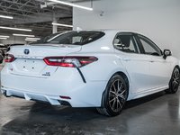 Toyota Camry Hybrid XLE 2023-7