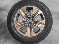 Toyota Highlander Hybrid XLE 2022-3