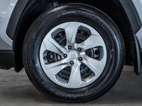 Toyota RAV4 LE 2023-3