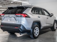 Toyota RAV4 LE 2023-7