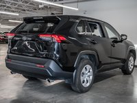 Toyota RAV4 LE 2024-7