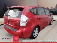Toyota Prius v HYBRID 2013-3
