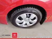 Toyota Prius v HYBRID 2013-1