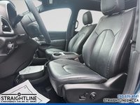 2025 Chrysler Pacifica Select-7