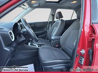 2020 Hyundai Venue Ultimate w/Black Interior-7