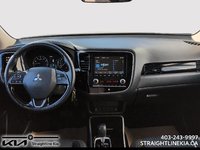 2020 Mitsubishi Outlander ES-7