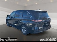 2021 Toyota SIENNA LE-3