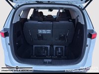 2024 Kia Carnival LX-5