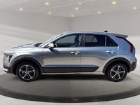2025 Kia Niro HEV LX-4