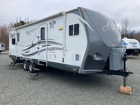 2012 NORTHWOOD ARCTIC FOX 29L-3