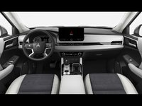 2025 Mitsubishi Outlander LE-4