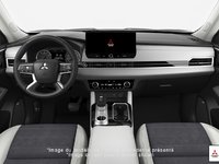 2026 Mitsubishi Outlander LE-4