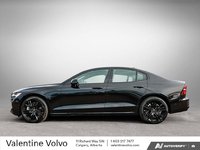 2025 Volvo S60 Plug-In Hybrid Ultra Black Edition-2