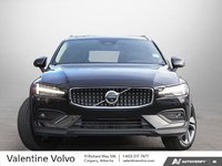 2025 Volvo V60 Cross Country Ultra-1
