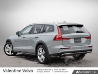 2025 Volvo V60 Cross Country Core-3
