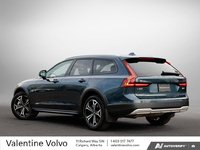 2025 Volvo V90 Cross Country Plus-3