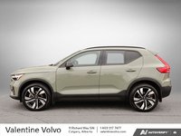 2024 Volvo XC40 Plus Dark Theme-2