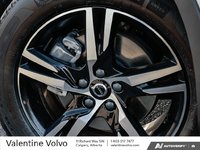 2025 Volvo XC40 Core Bright Theme-5