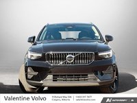 2025 Volvo XC40 Core Bright Theme-1