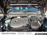 2025 Volvo XC40 Core Bright Theme-7