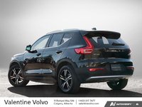 2025 Volvo XC40 Core Bright Theme-3