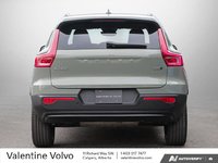 2025 Volvo XC40 Plus Dark Theme-4