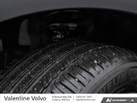 2025 Volvo XC40 Plus Dark Theme-6