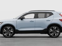 2026 Volvo XC40 Plus (Dark Theme)-7