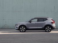 2026 Volvo XC40 Plus (Dark Theme)-2