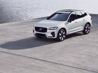 2025 Volvo XC60 Plug-in hybrid Ultra-1