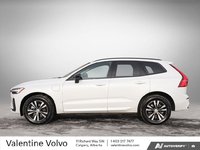 2025 Volvo XC60 Plug-In Hybrid Core Dark Theme-2