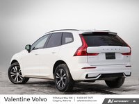 2025 Volvo XC60 Plug-In Hybrid Core Dark Theme-3