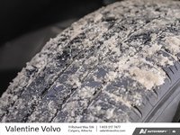 2025 Volvo XC60 Plug-In Hybrid Core Dark Theme-6