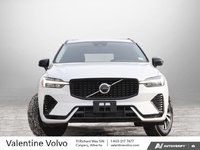 2025 Volvo XC60 Plug-In Hybrid Core Dark Theme-1