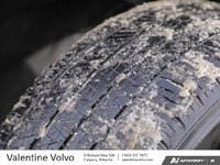 2025 Volvo XC60 Plug-In Hybrid Core Dark Theme-6