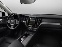 2025 Volvo XC60 Plus-3