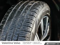 2025 Volvo XC60 Plus Dark Theme-6