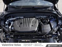 2025 Volvo XC60 Plus Dark Theme-7