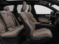 2026 Volvo XC60 Plus-3