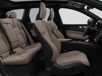 2026 Volvo XC60 Plus-4