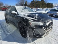 2022 Audi e-tron Sportback Technik 55 Sportback Black Optics Package-4