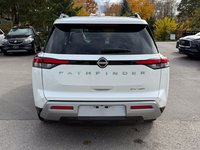 2024 Nissan Pathfinder SV-5