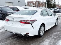 2022 Toyota Camry SE-6