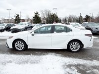 2022 Toyota Camry SE-3