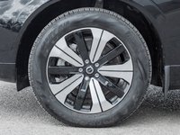 2024 Volvo XC60 Recharge Plug-In Hybrid Core Dark Theme-5